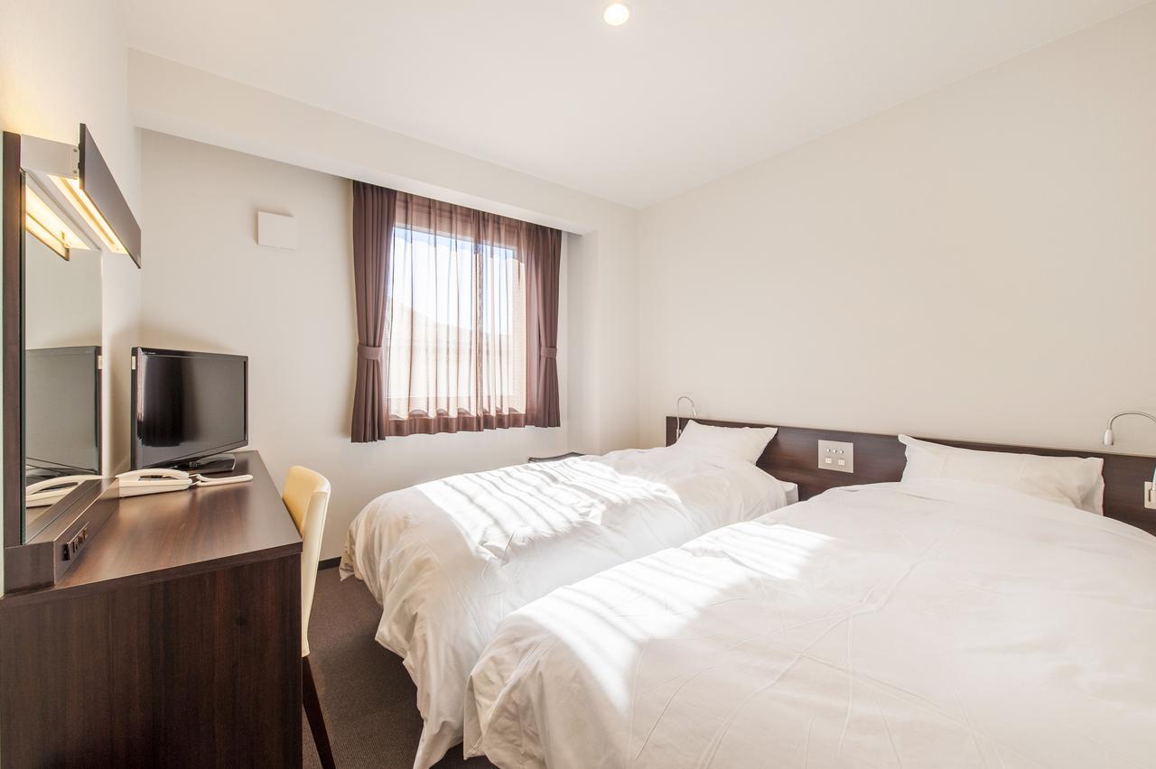 Hana Hotel Fukaya & Spa Екстериор снимка